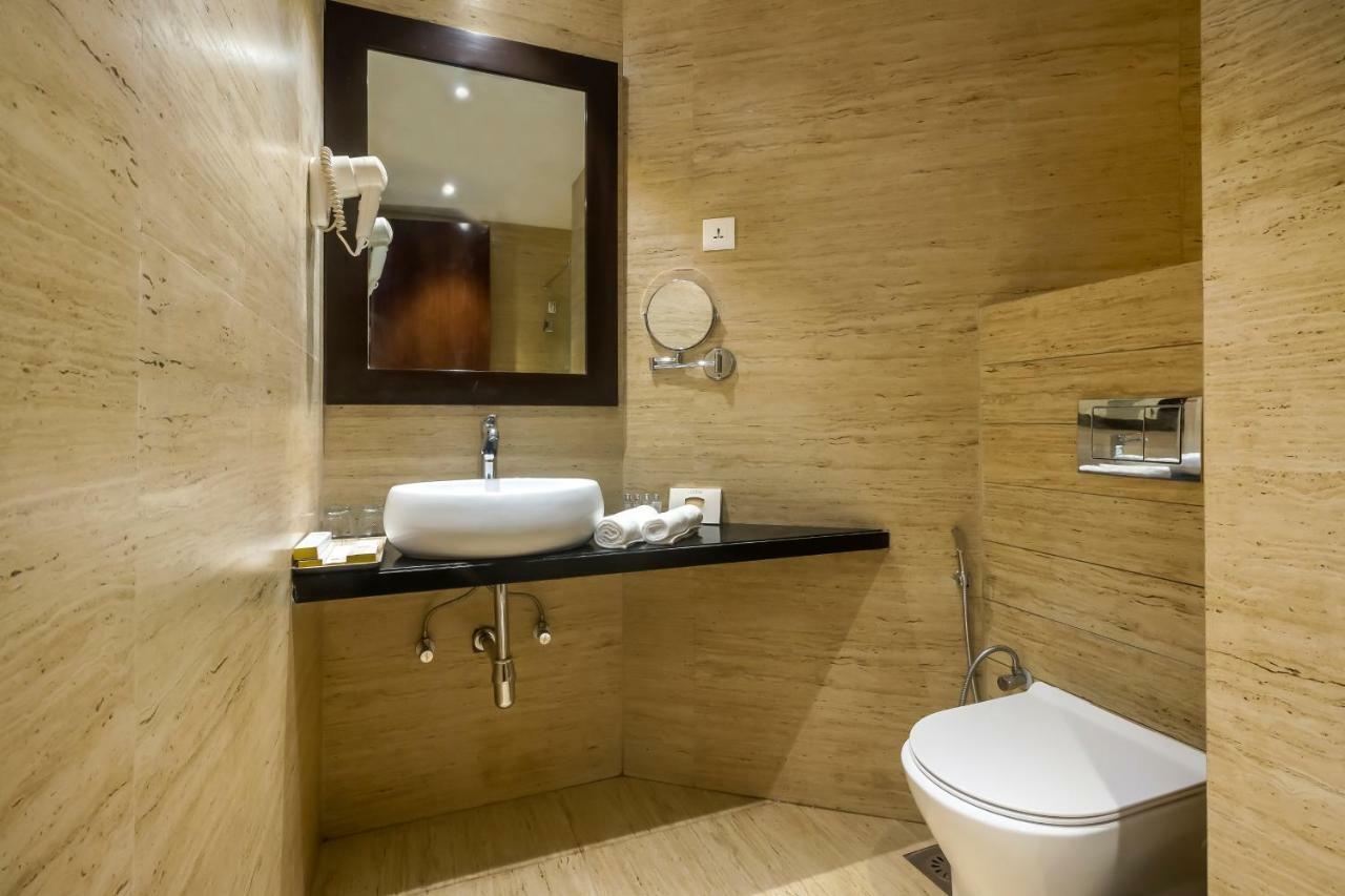Hotel Ellbee Mussoorie Hills Zewnętrze zdjęcie